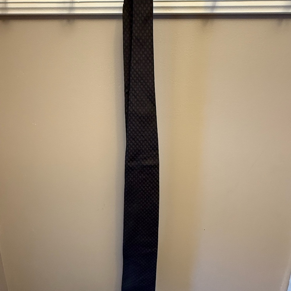 Elegant Black Tie